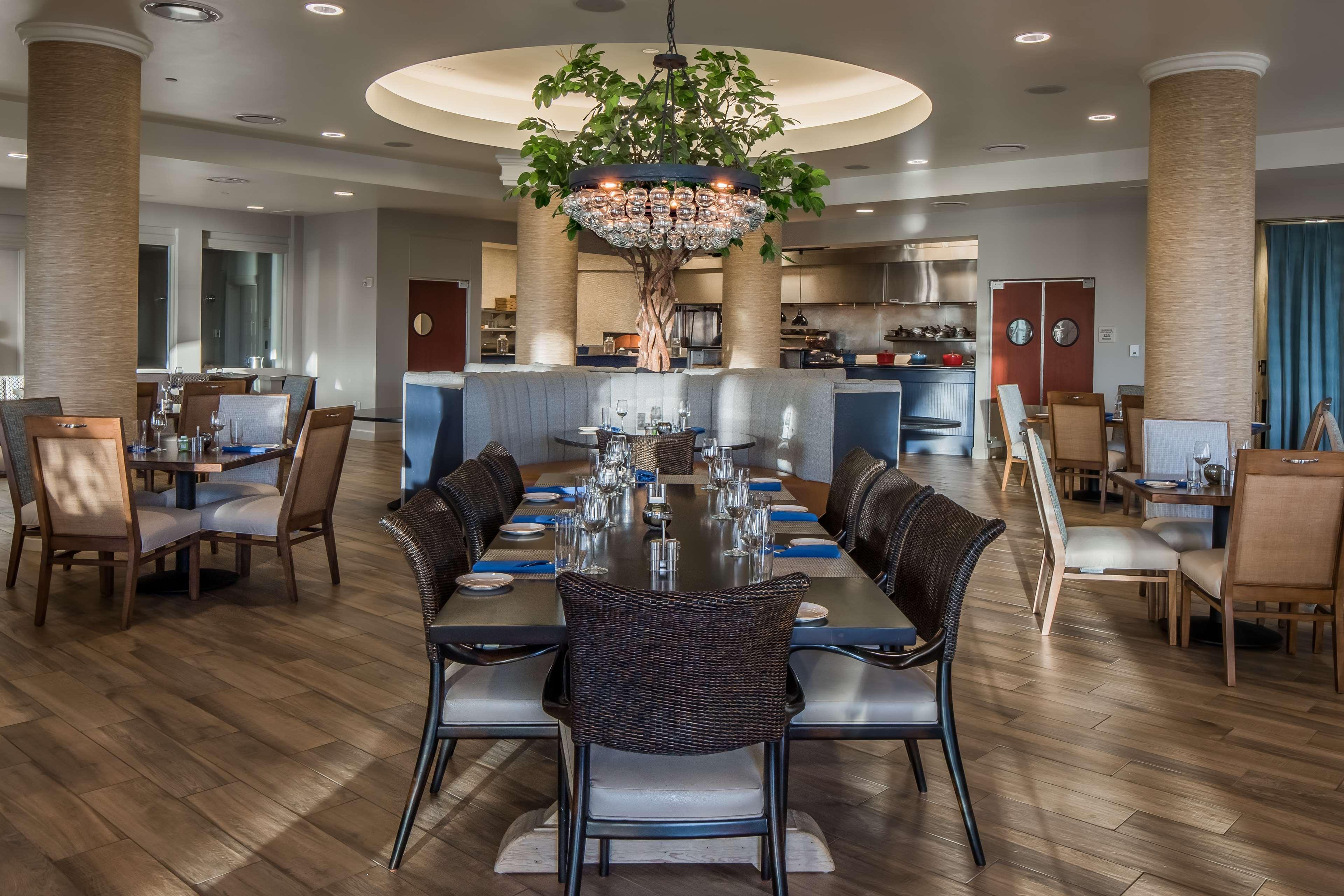 Hilton Dallas/Rockwall Lakefront Hotel Екстериор снимка