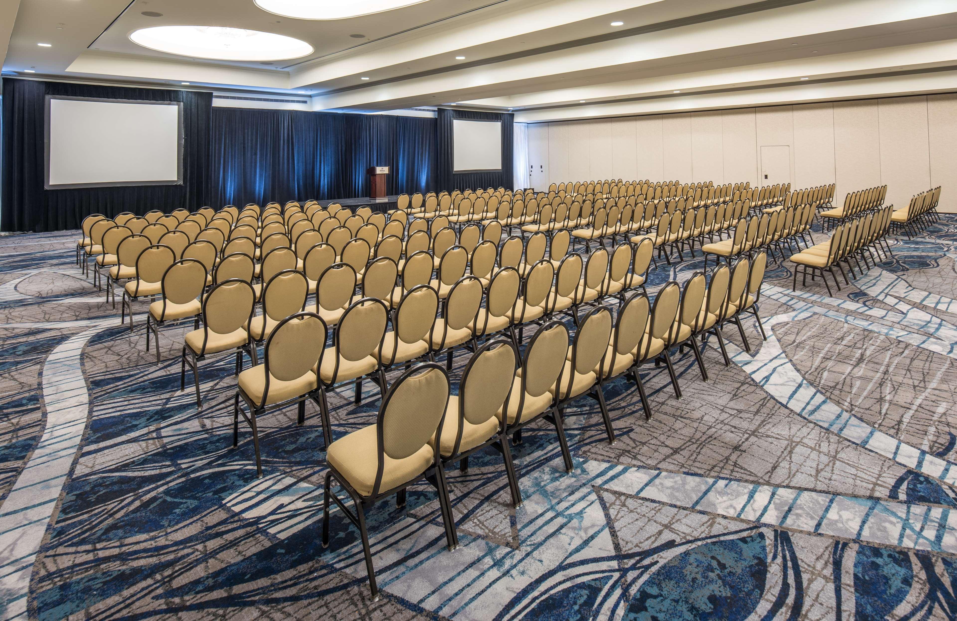 Hilton Dallas/Rockwall Lakefront Hotel Екстериор снимка