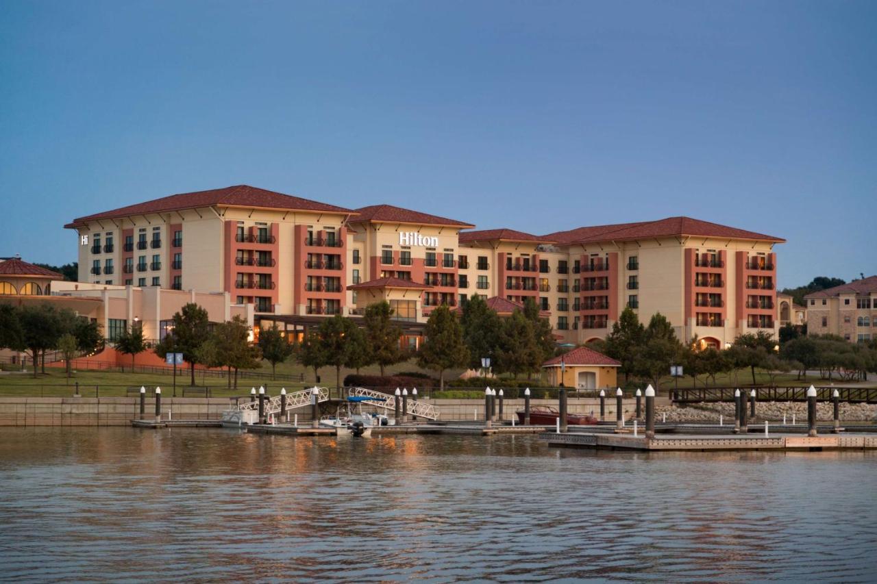 Hilton Dallas/Rockwall Lakefront Hotel Екстериор снимка