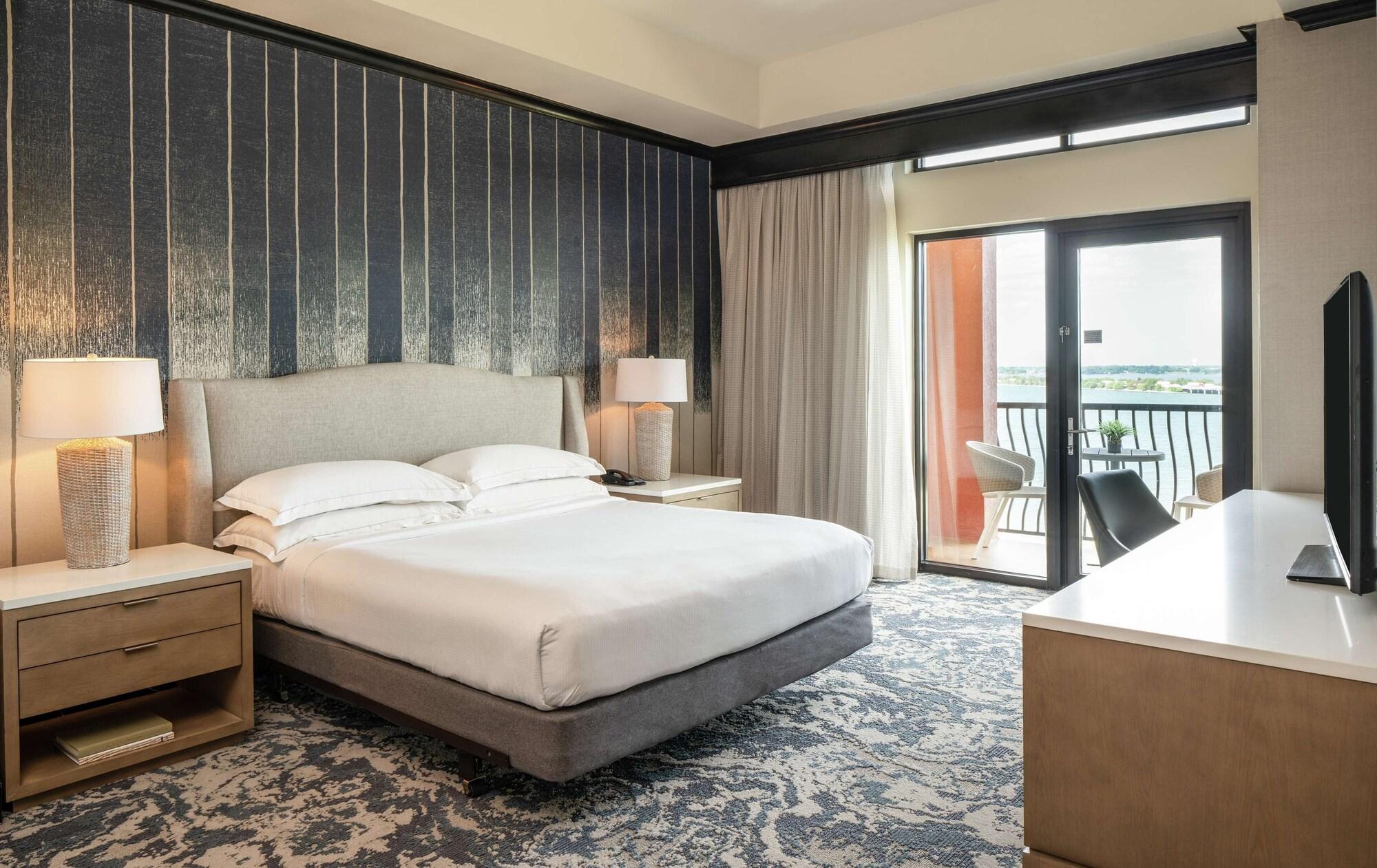 Hilton Dallas/Rockwall Lakefront Hotel Екстериор снимка